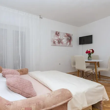 Apartment Skiljini Dvori -