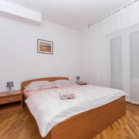 Apartment Skiljini Dvori -
